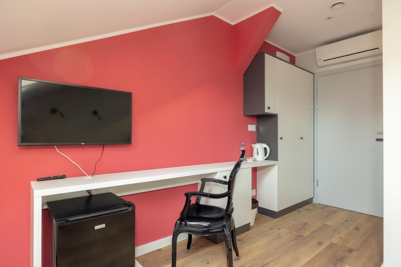 Ae Hostel Nowy Swiat วอร์ซอ ภายนอก รูปภาพ
